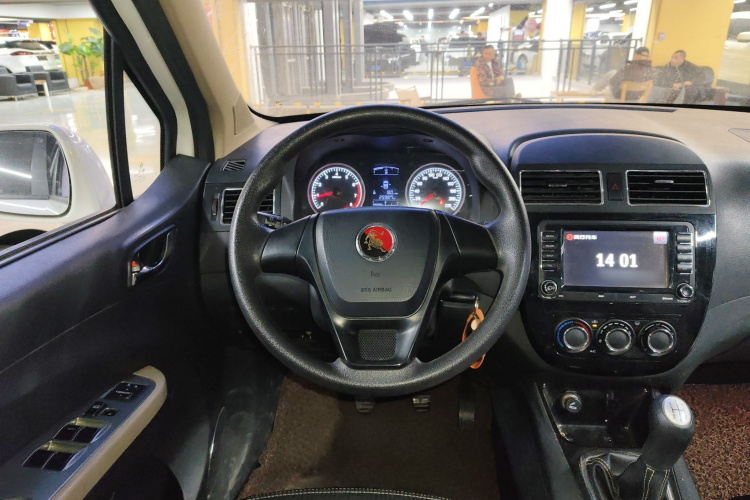 东风风行 景逸X3 2015款 1.5L 舒适型局部细节13