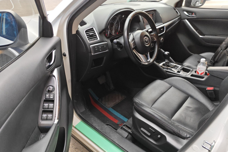 马自达CX-5 2015款 2.5L 自动四驱尊贵型中控内饰7003