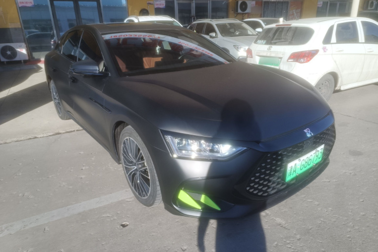 比亚迪 汉 2022款 DM-i 121KM 尊享型车身外观3