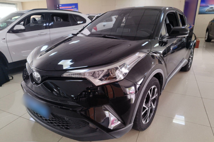 丰田C-HR 2018款 2.0L 领先特别版 国V车身外观1