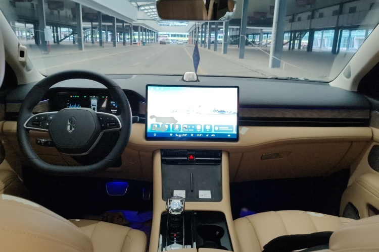 鸿蒙智行 问界M7 2022款 1.5T 四驱豪华版中控内饰7002