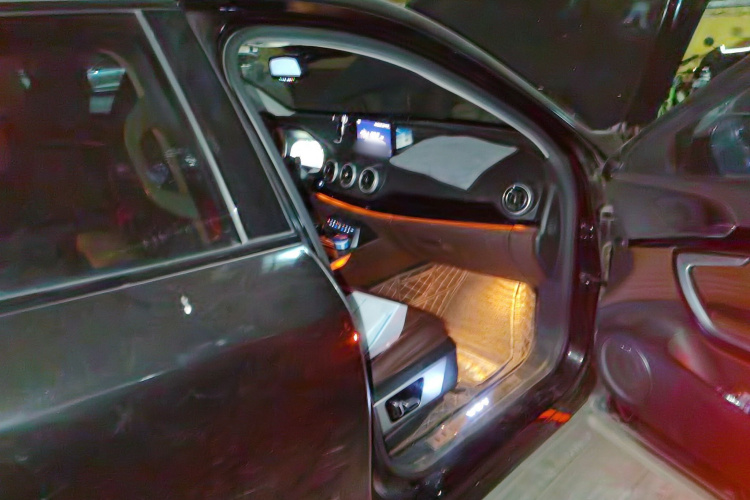 魏牌 VV7 2017款 2.0T 旗舰型局部细节9005