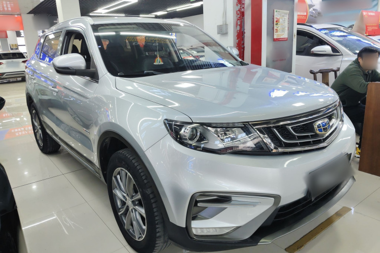 吉利汽车 博越 2018款 1.8TD 自动两驱智雅型车身外观3