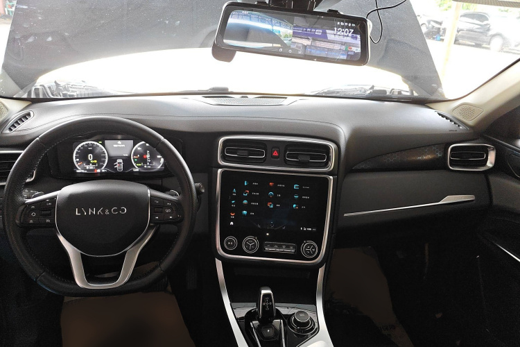 领克01 EM-P 2018款 1.5T PHEV 劲 国V中控内饰7003