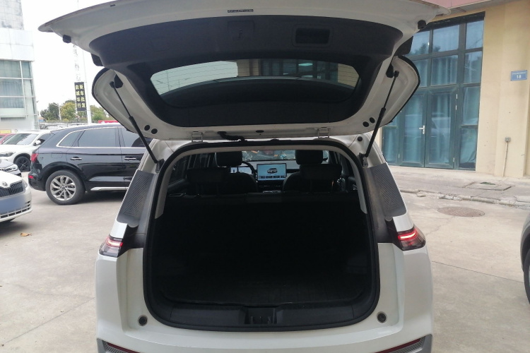 埃安 AION Y 2024款 Plus 610 智驾版机舱底盘23