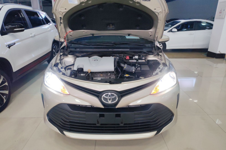 丰田 威驰 2017款 1.5L CVT创行版机舱底盘24