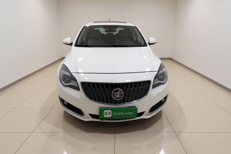 别克 君威 2015款 2.0L 精英时尚型车身外观2