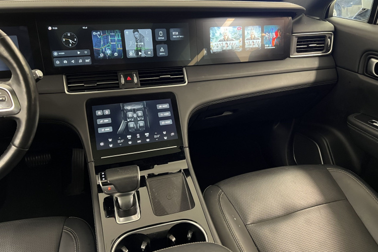 理想汽车 理想ONE 2021款 增程6座版中控内饰7008