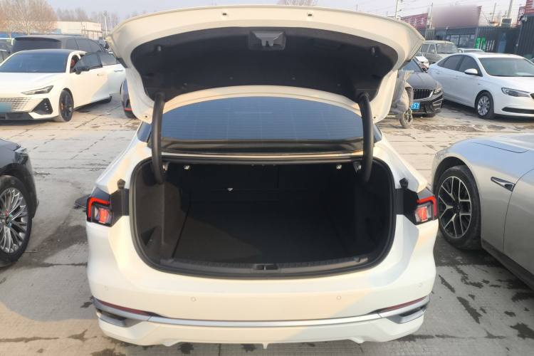 福特 蒙迪欧 2022款 改款 EcoBoost 245 豪华型机舱底盘23