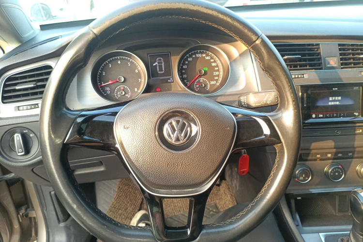 大众 高尔夫 2016款 230TSI 自动舒适型局部细节13