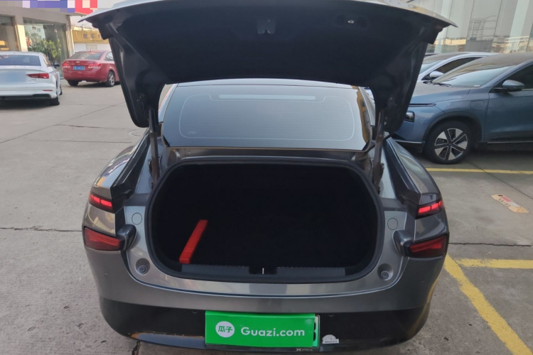 小鹏P7 2022款 480N+局部细节23