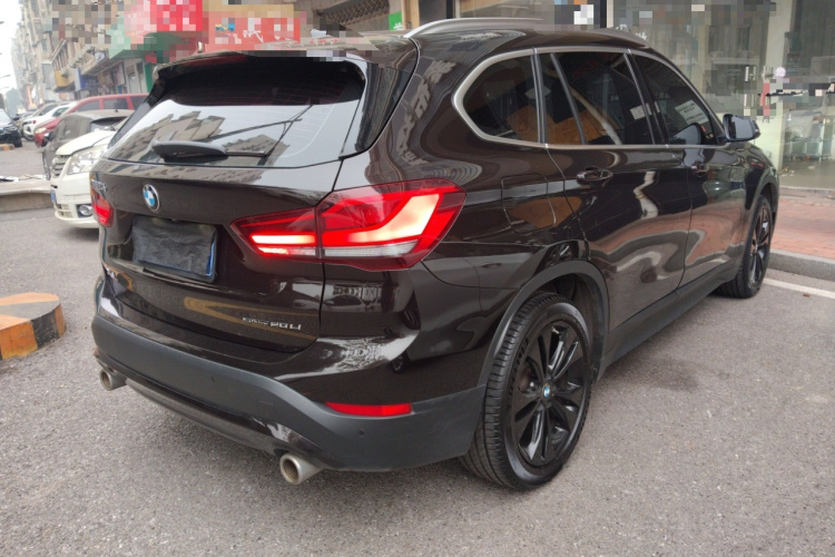 宝马X1 2020款 sDrive20Li 时尚型车身外观7