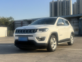 Jeep 指南者 2017款 200T 自动家享版