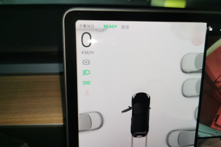 特斯拉 Model 3 2022款 后轮驱动版局部细节14