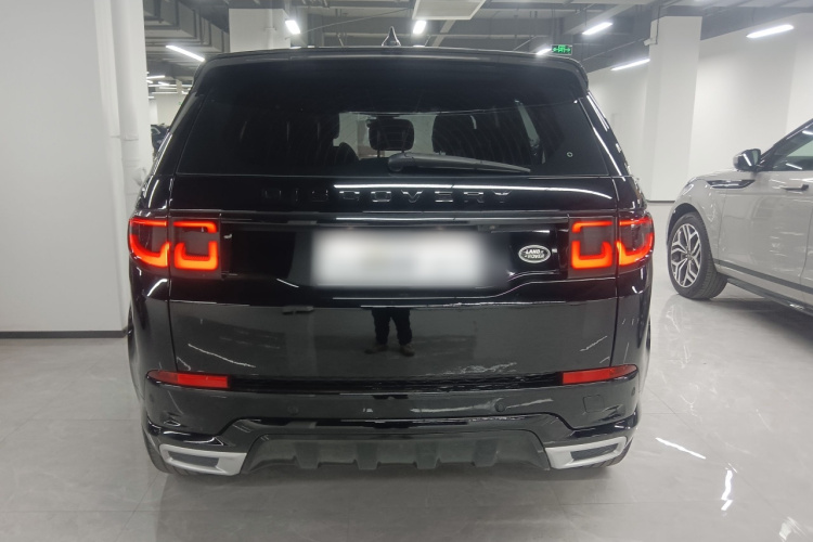 路虎 发现运动版 2020款 249PS R-Dynamic 性能版车身外观6