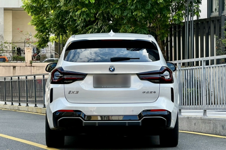 宝马iX3 2023款 创领型车身外观6006