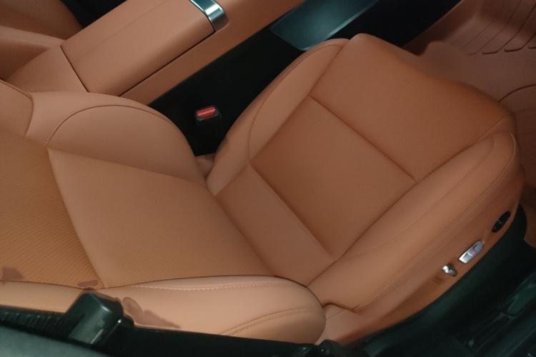 理想汽车 理想L6 2025款 Pro 智能焕新版局部细节41