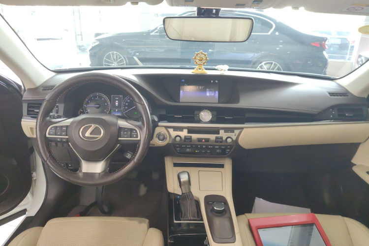 雷克萨斯ES 2016款 200 Midnight特别限量版中控内饰7002