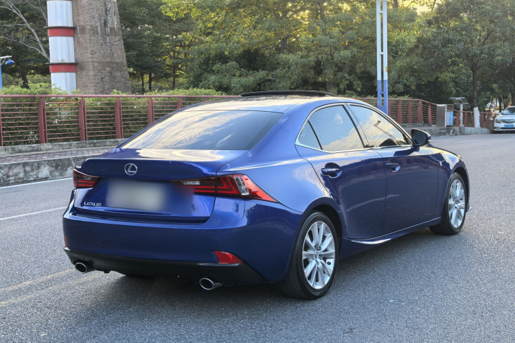 雷克萨斯IS 2015款 200t F SPORT车身外观6007