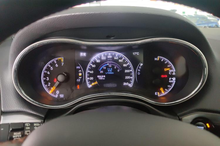 Jeep 大切诺基(进口) 2020款 3.0L 精英导航版中控内饰14