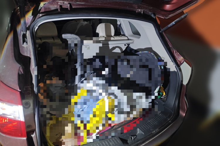 启辰T70 2015款 2.0L 手动睿趣版中控内饰23