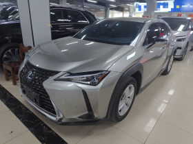 雷克萨斯UX 2020款 260h 探·酷版