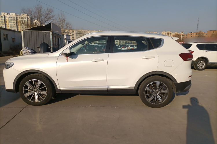 哈弗H6 2021款 1.5T 自动冠军版车身外观4