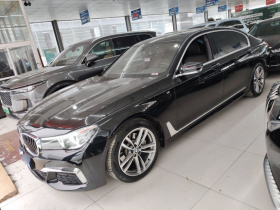 宝马7系 2018款 730Li 领先型 M运动套装