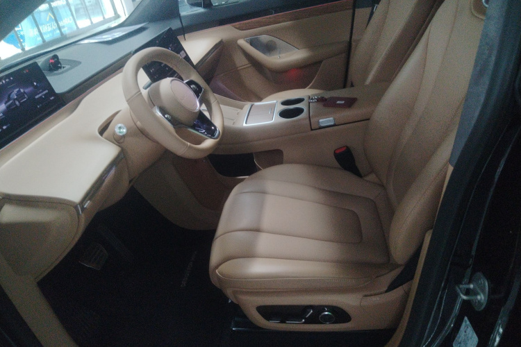 鸿蒙智行 智界R7 2024款 纯电 667km Pro中控内饰19