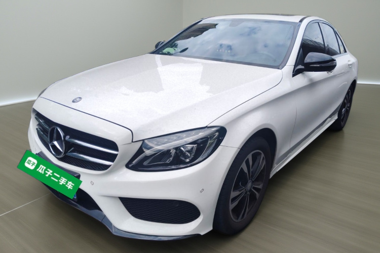 奔驰C级 2017款 C 200 运动版车身外观1