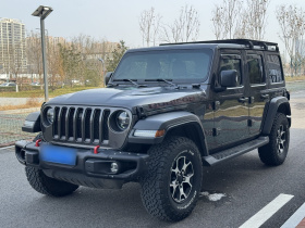 Jeep 牧马人 2021款 2.0T 罗宾汉四门版