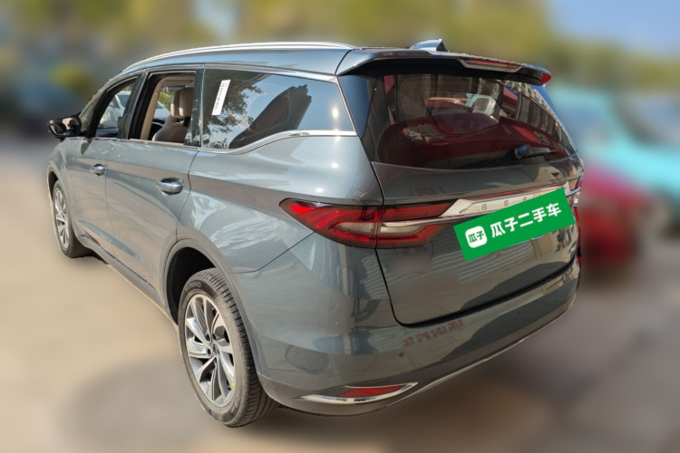 吉利汽车 嘉际 2019款 1.5TD MHEV DCT尊享型车身外观5