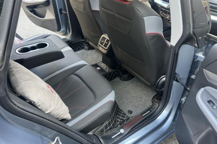 大众 2022款 凌渡L 280TSI DSG炫辣版中控内饰7006