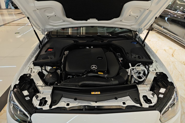 奔驰E级(进口) 2023款 E 260 敞篷轿跑车局部细节24