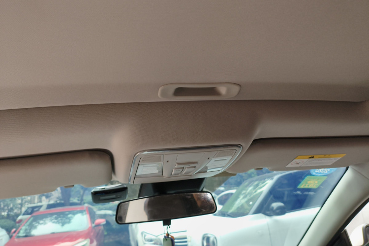 长安 逸动 2018款 高能版 1.6L GDI 自动争锋型 国V局部细节22