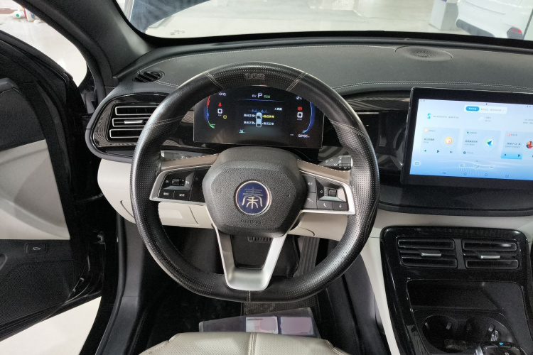 比亚迪 秦PLUS 2023款 冠军版 DM-i 55KM领先型中控内饰13
