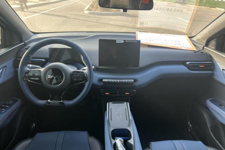 比亚迪 海鸥 2025款 305km 自由版中控内饰7001