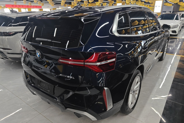 宝马X3 2025款 xDrive25L 豪华套装车身外观7