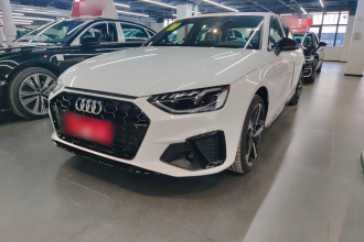 奥迪A4L 2025款 200万辆悦享版 40 TFSI 豪华动感型