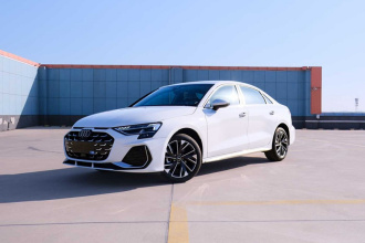 奥迪A3 2025款 A3L Limousine 35TFSI 飞驰尊享型 +豪华臻选包