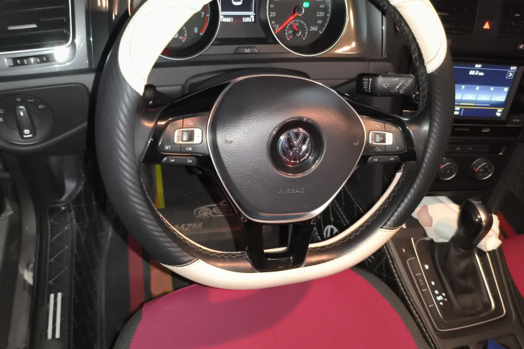 大众 高尔夫 2018款 230TSI 自动舒适型局部细节13