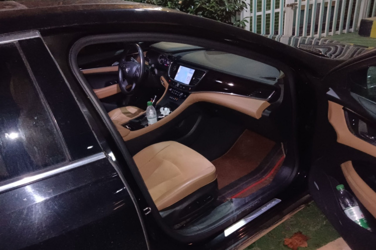 别克 君越 2019款 28T 尊贵型局部细节9005