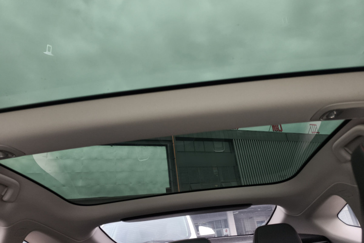 小鹏P7 2021款 480G中控内饰22