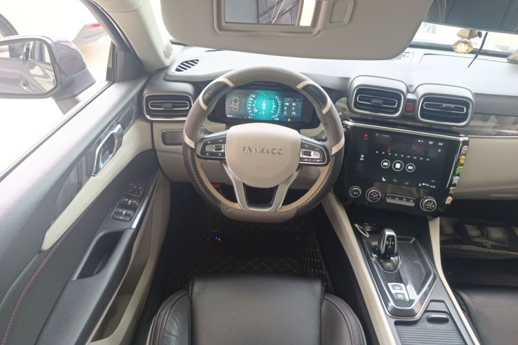 领克03 2018款 1.5TD DCT型Pro版 国V中控内饰13