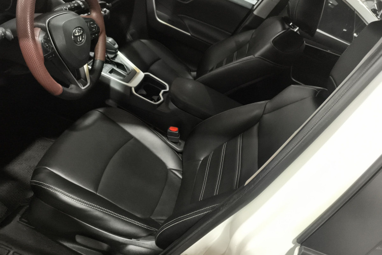 丰田 RAV4荣放 2022款 2.0L CVT两驱都市版局部细节19