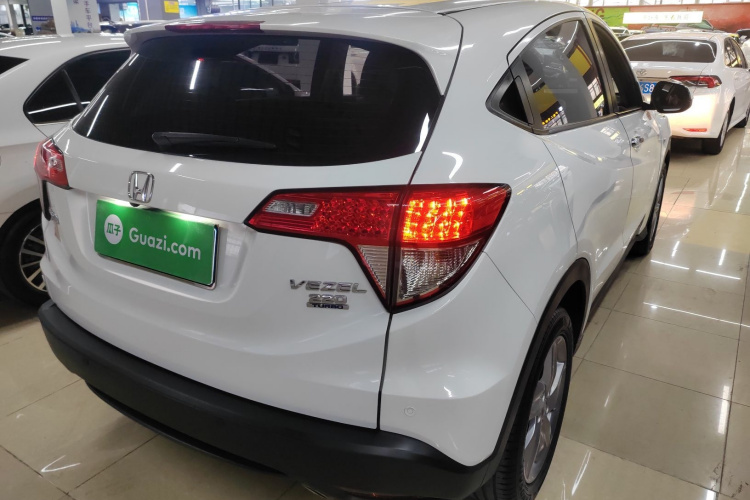 本田 缤智 2019款 220 TURBO CVT精英版 国VI车身外观7