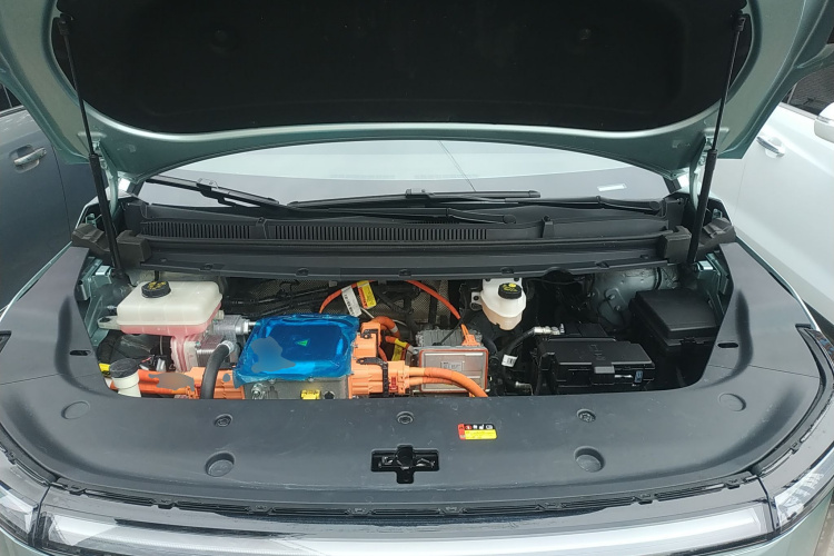 上汽大通MAXUS 大家7 2024款 605km 森林加长续航版局部细节24