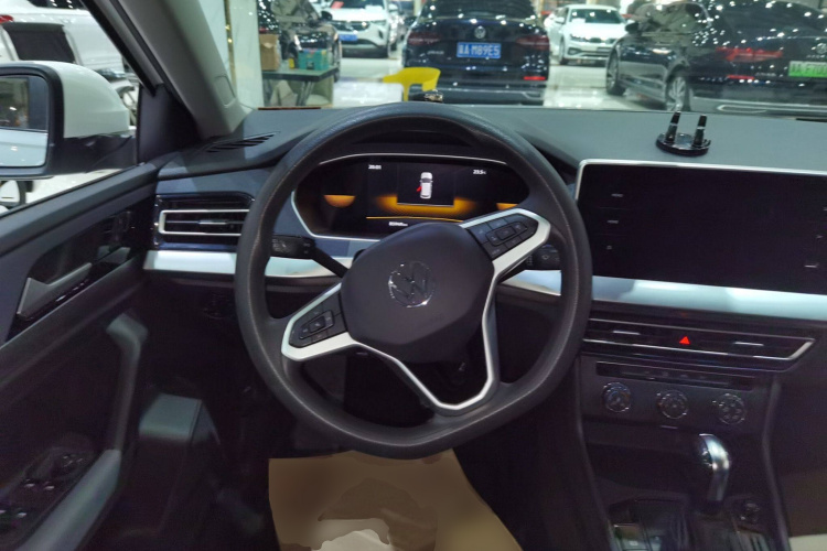 大众 朗逸 2023款 1.5L 自动得逸版中控内饰13