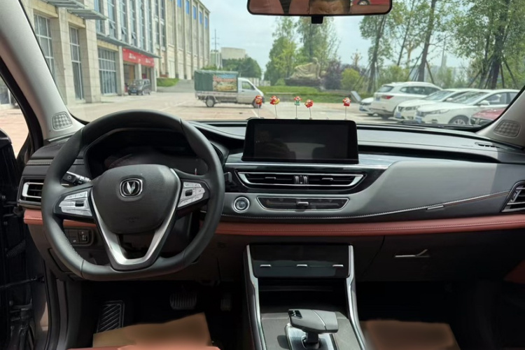 长安CS75 2024款 畅享版 1.5T DCT尊贵型车身外观6001