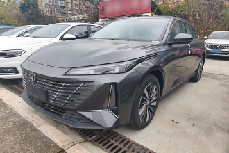 长安 逸动PHEV 2025款 智慧新蓝鲸 145KM 战舰版